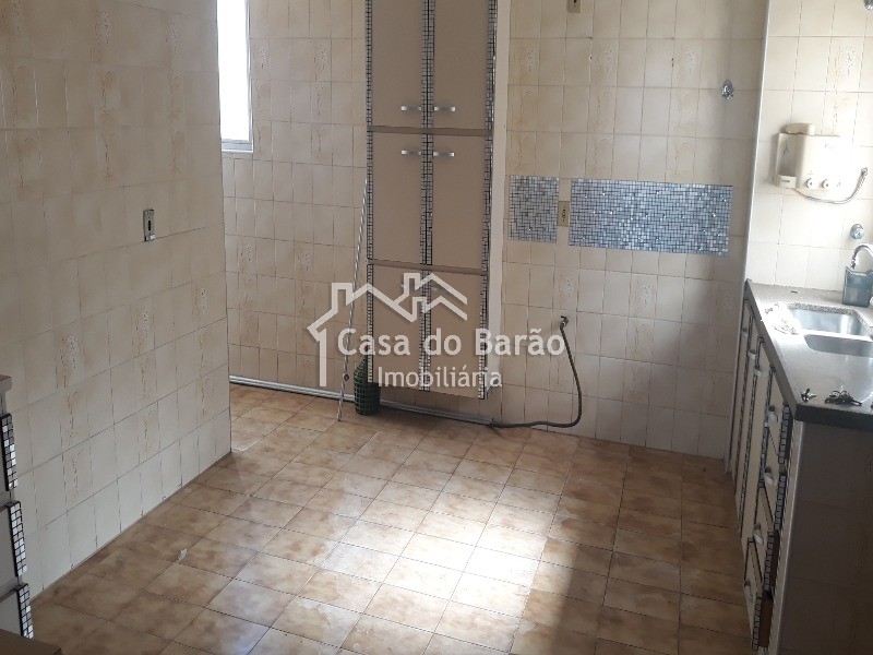 Apartamento à venda com 3 quartos, 108m² - Foto 8