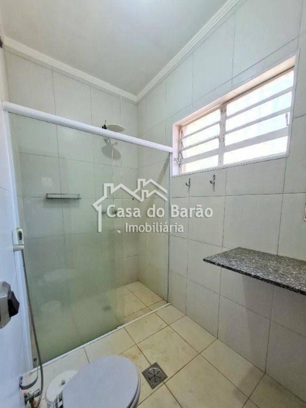 Casa à venda com 6 quartos, 256m² - Foto 26