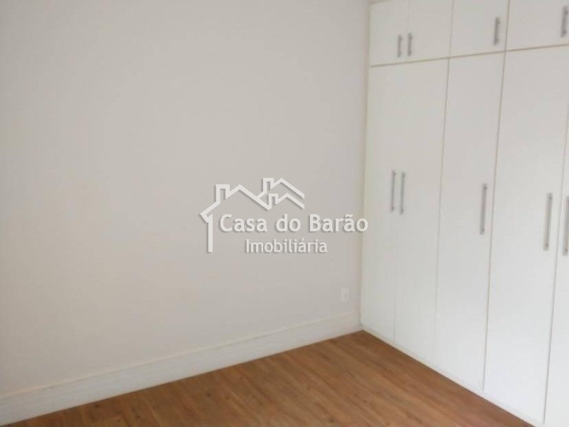 Casa de Condomínio à venda com 4 quartos, 400m² - Foto 11