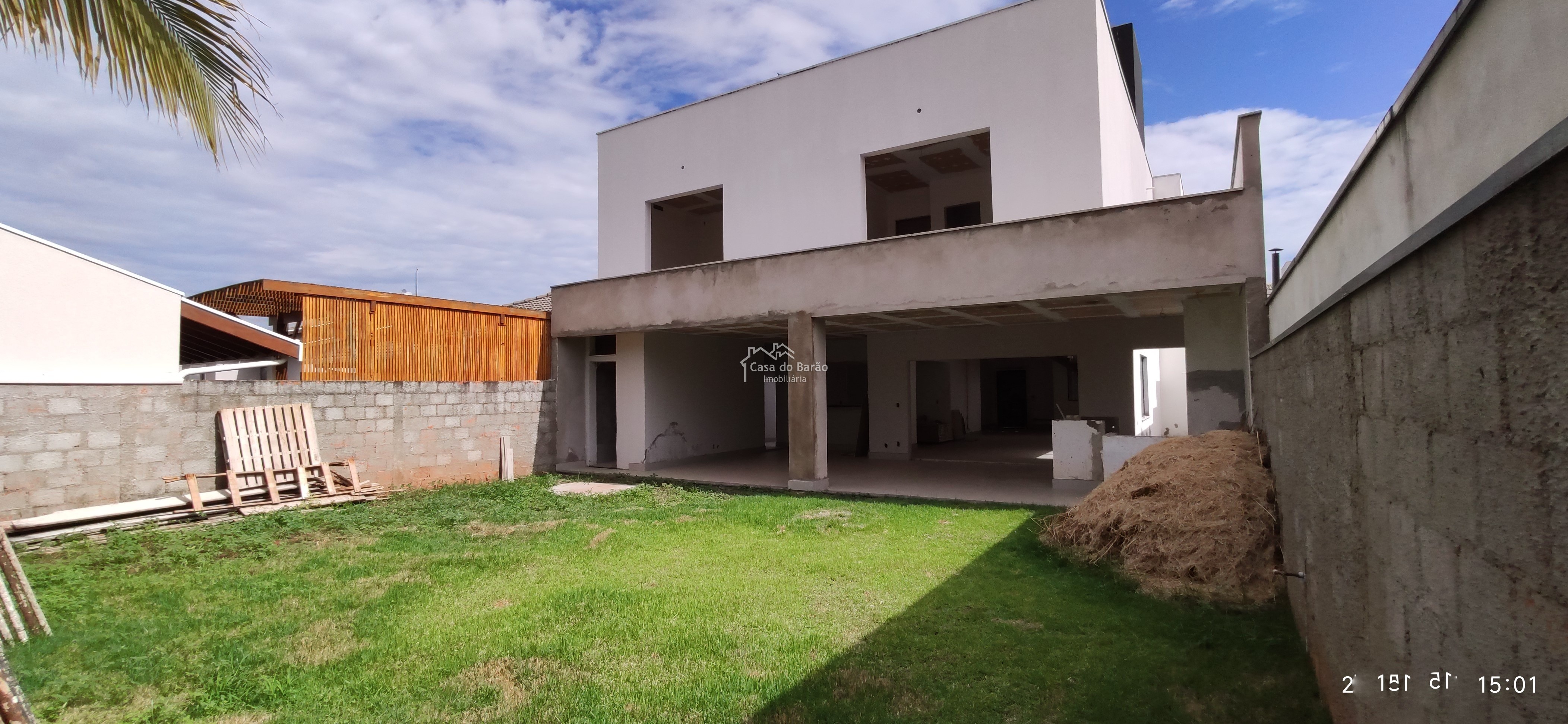 Casa de Condomínio à venda com 3 quartos, 408m² - Foto 1