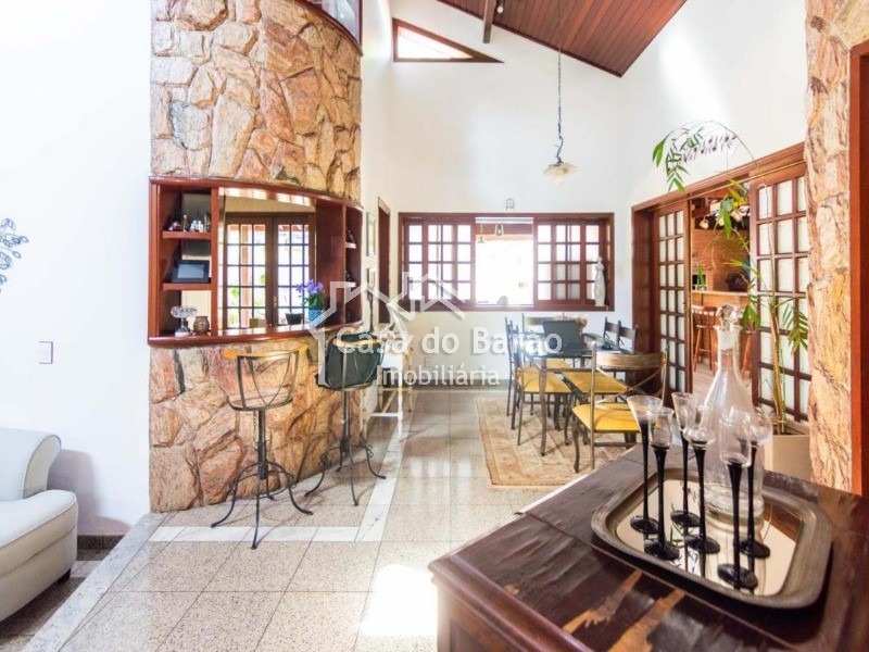 Casa de Condomínio à venda com 3 quartos, 318m² - Foto 5