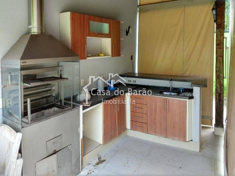 Casa de Condomínio à venda com 4 quartos, 400m² - Foto 18