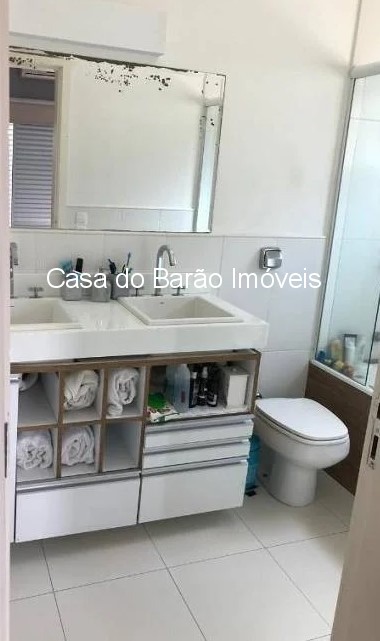 Casa de Condomínio à venda com 4 quartos, 252m² - Foto 15