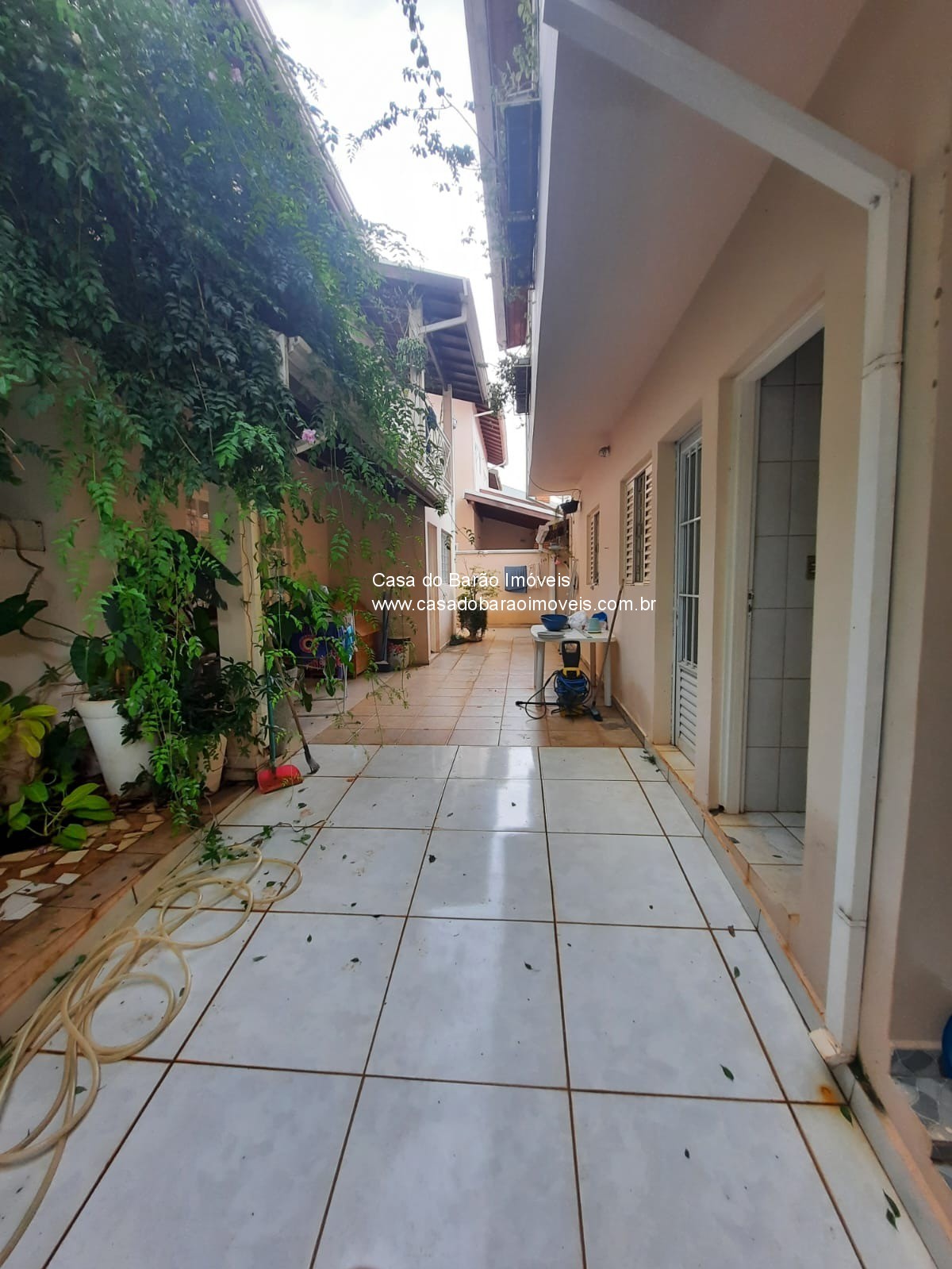 Casa à venda com 3 quartos, 252m² - Foto 33