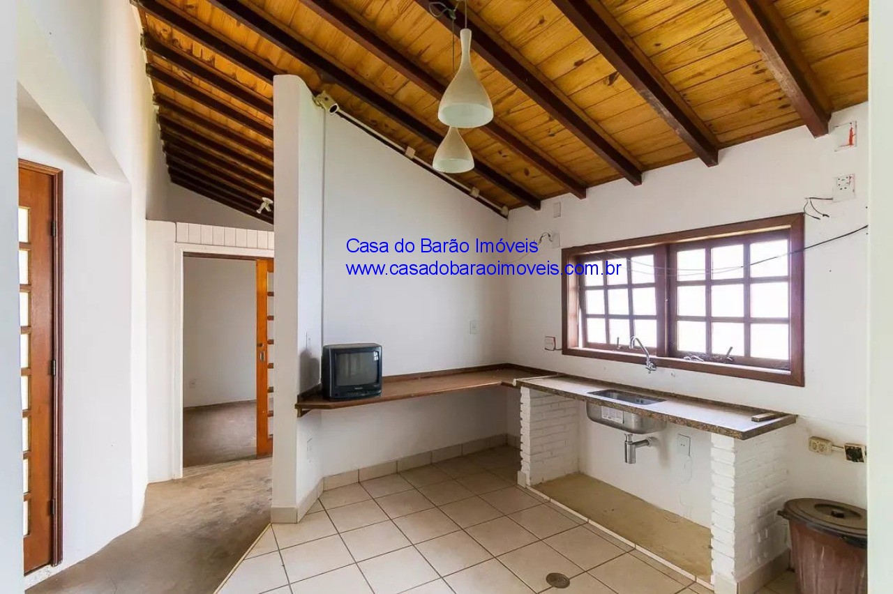 Casa à venda com 4 quartos, 338m² - Foto 24