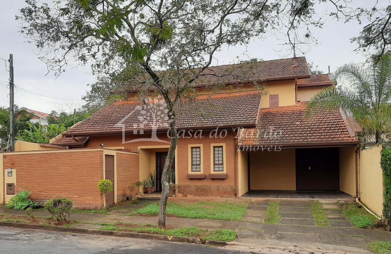 Casa à venda com 4 quartos, 340m² - Foto 1