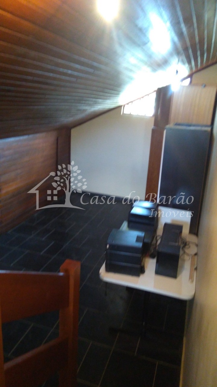 Casa à venda com 4 quartos, 340m² - Foto 24