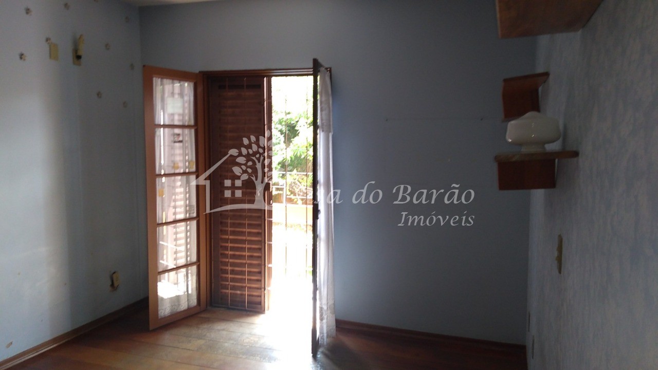 Casa à venda com 4 quartos, 340m² - Foto 16