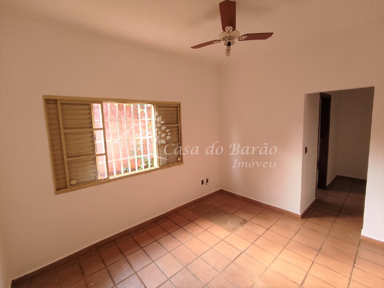 Casa à venda com 1 quarto, 450m² - Foto 15