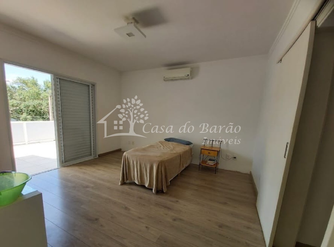 Casa à venda com 4 quartos, 300m² - Foto 16