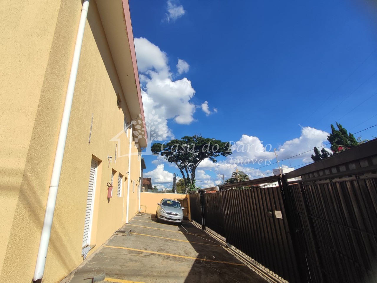 Prédio Inteiro - Foto 6