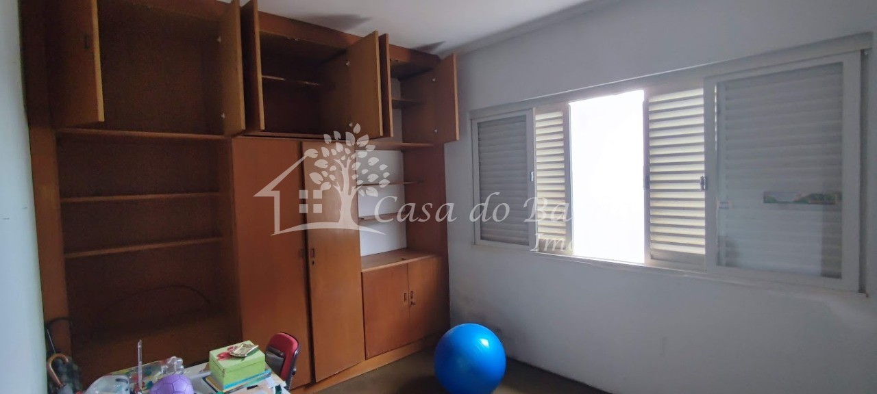 Casa à venda com 4 quartos, 257m² - Foto 10