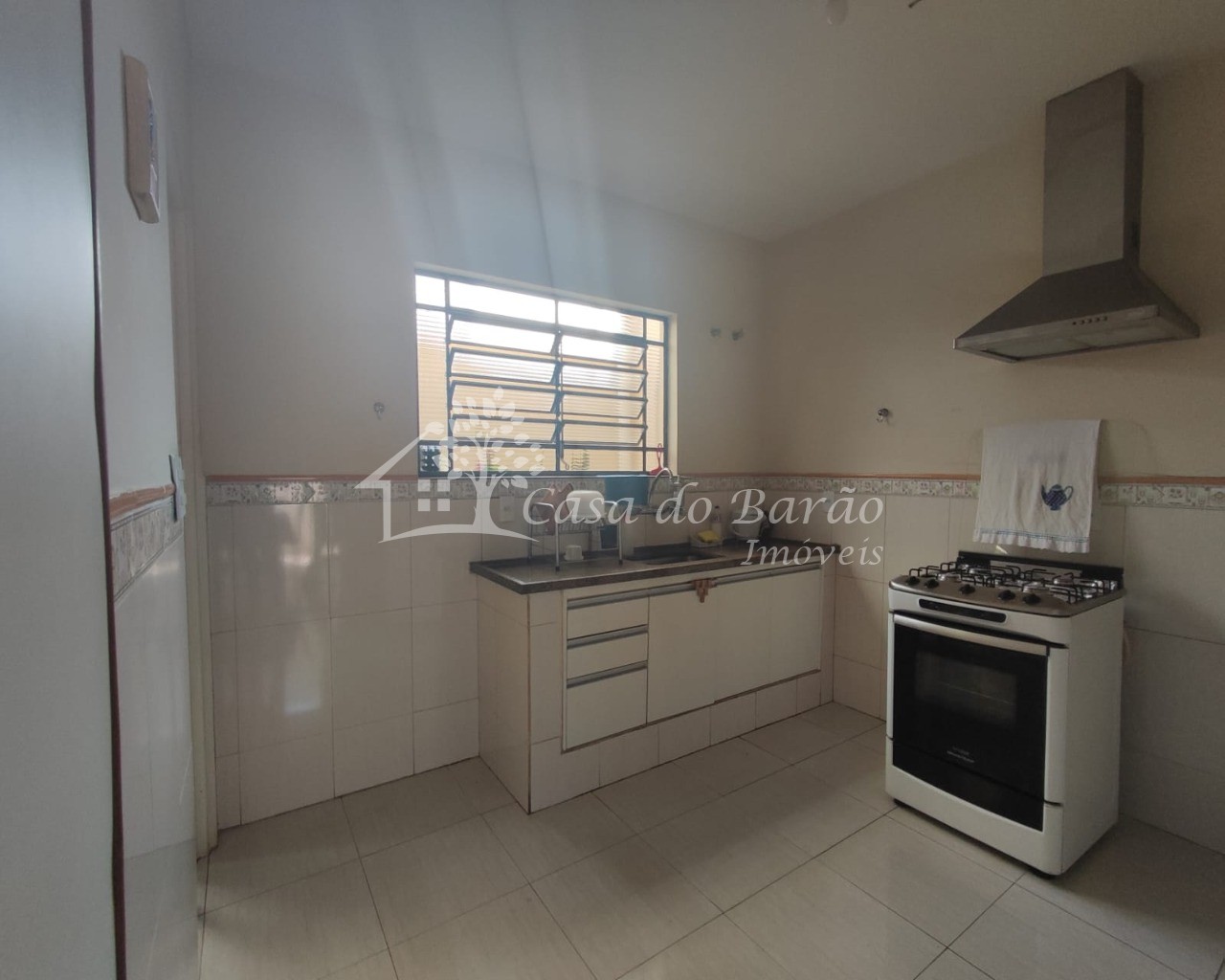 Casa à venda com 3 quartos, 170m² - Foto 9