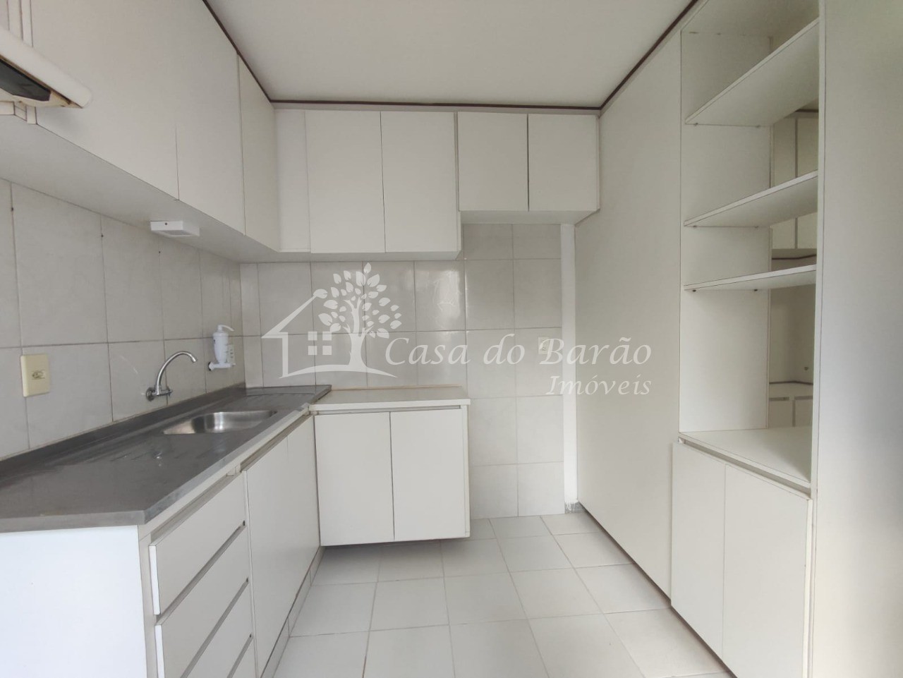 Casa de Condomínio à venda com 3 quartos, 400m² - Foto 10