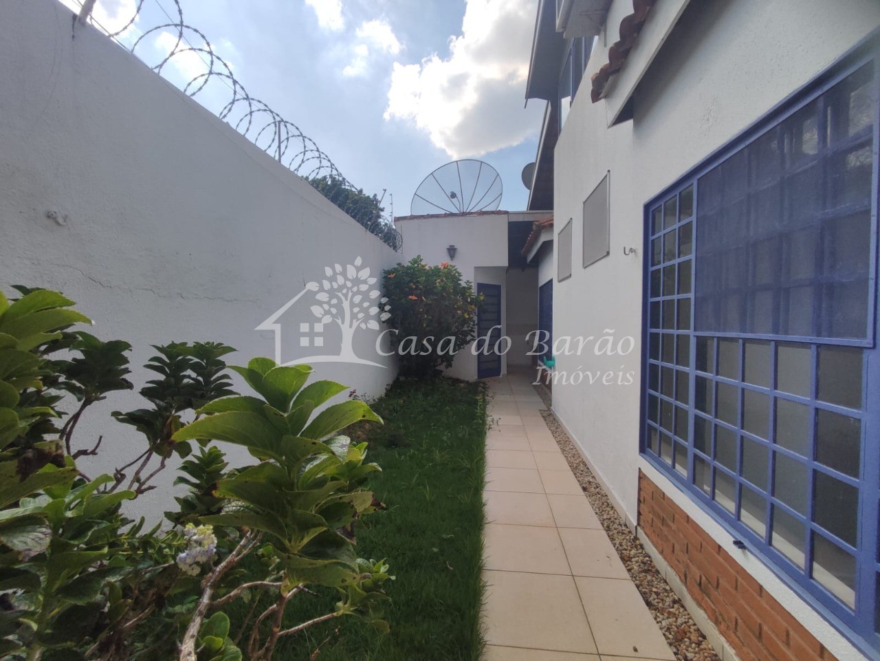 Casa de Condomínio à venda com 3 quartos, 400m² - Foto 29