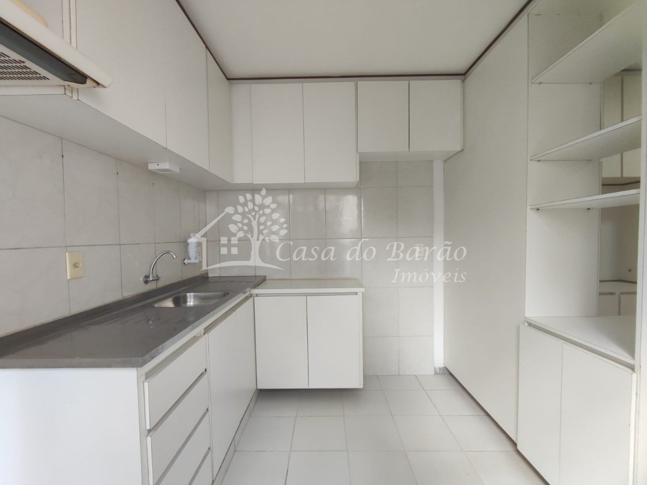 Casa de Condomínio à venda com 3 quartos, 400m² - Foto 11