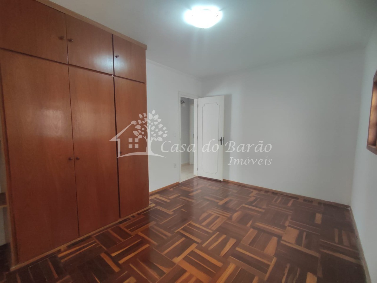 Casa de Condomínio à venda com 3 quartos, 400m² - Foto 18