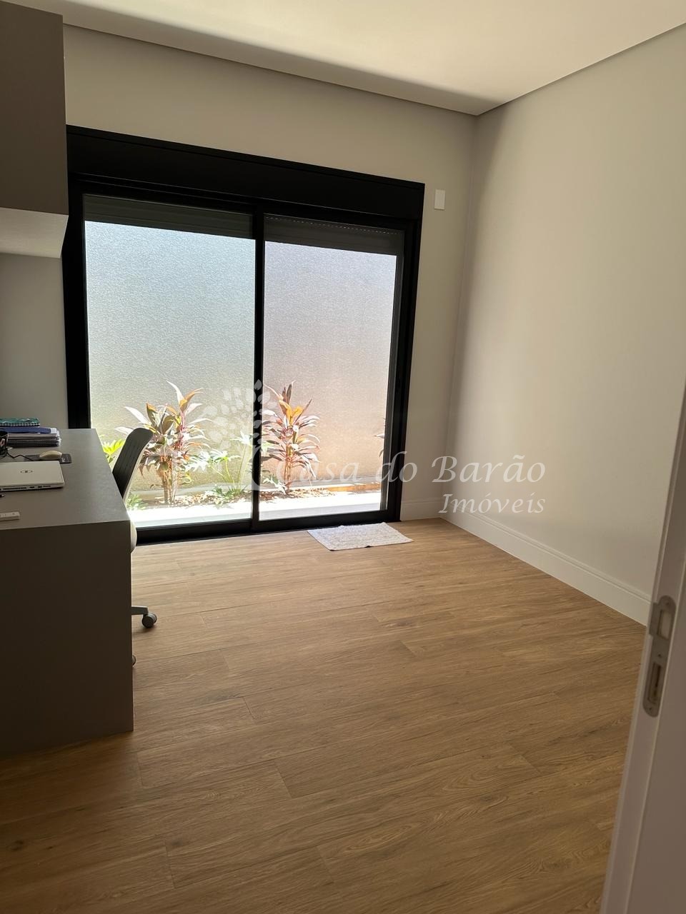 Casa de Condomínio à venda com 3 quartos, 225m² - Foto 6