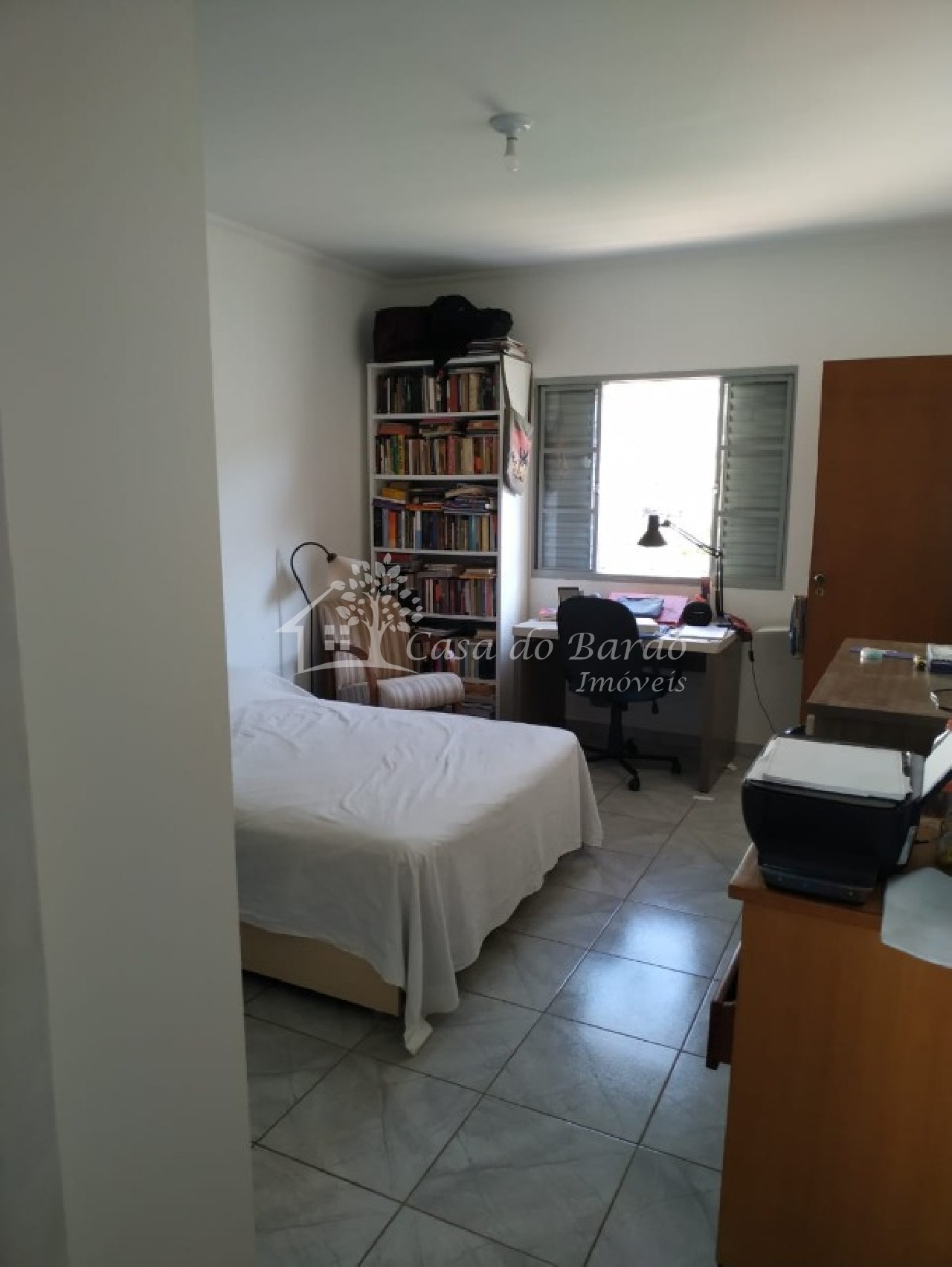 Casa à venda com 1 quarto, 194m² - Foto 11