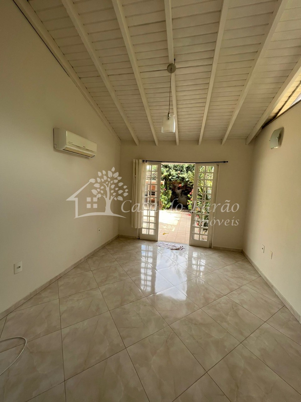 Casa à venda com 3 quartos, 169m² - Foto 14