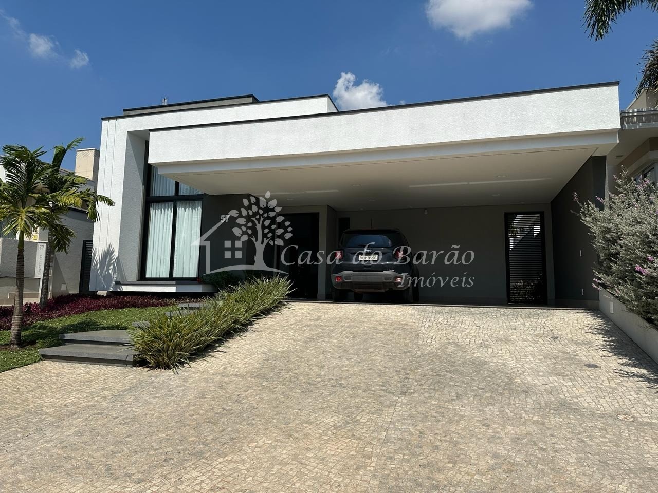 Casa de Condomínio à venda com 3 quartos, 225m² - Foto 1