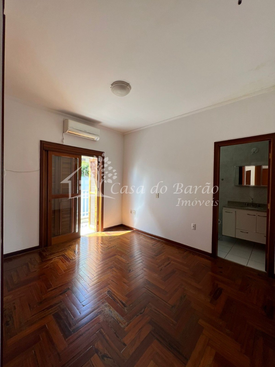 Casa à venda com 3 quartos, 169m² - Foto 18