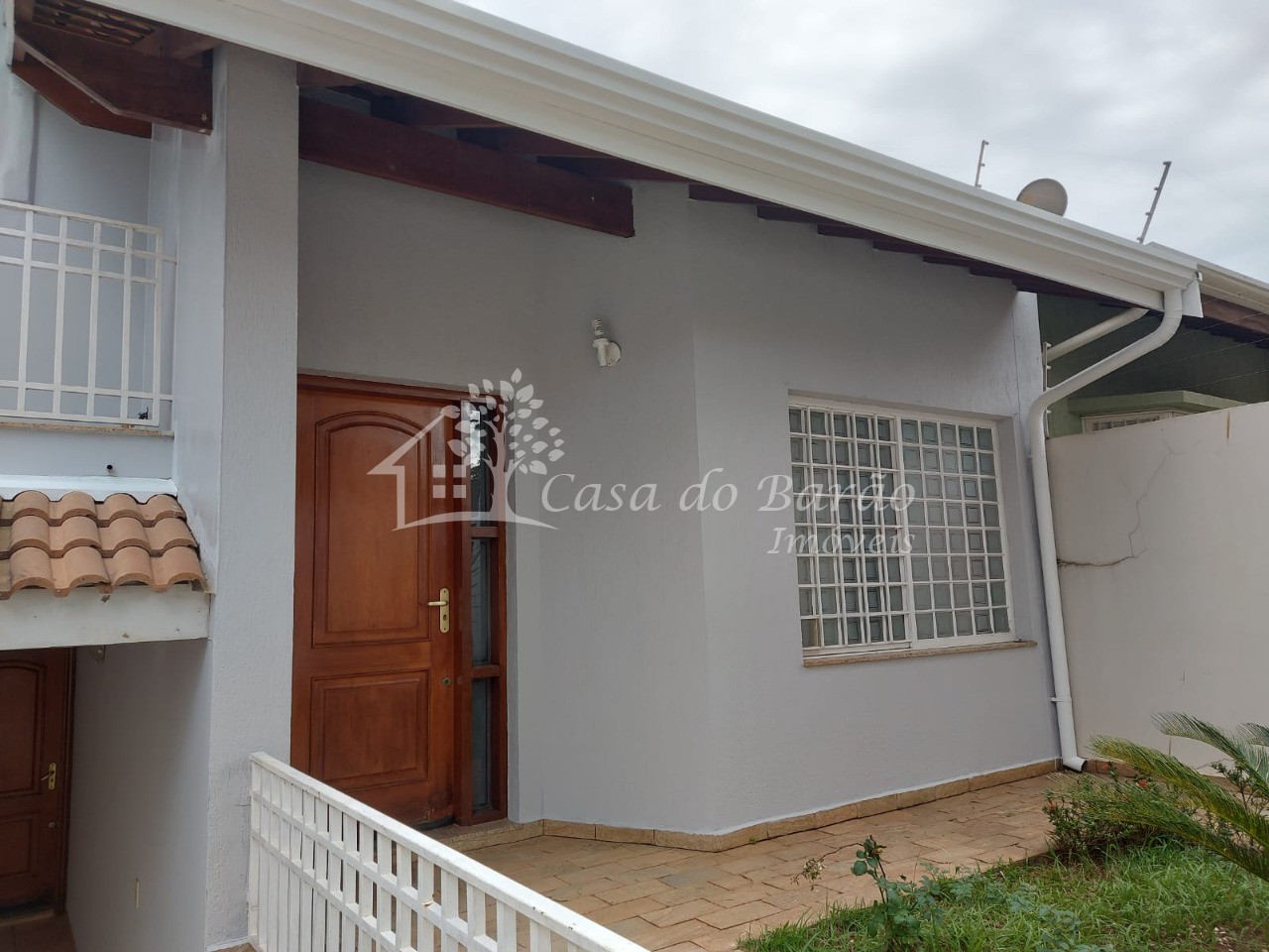 Casa à venda com 3 quartos, 169m² - Foto 2