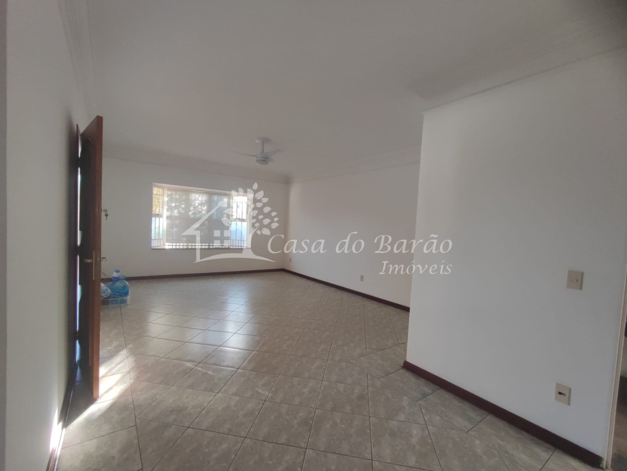 Casa à venda com 3 quartos, 155m² - Foto 7