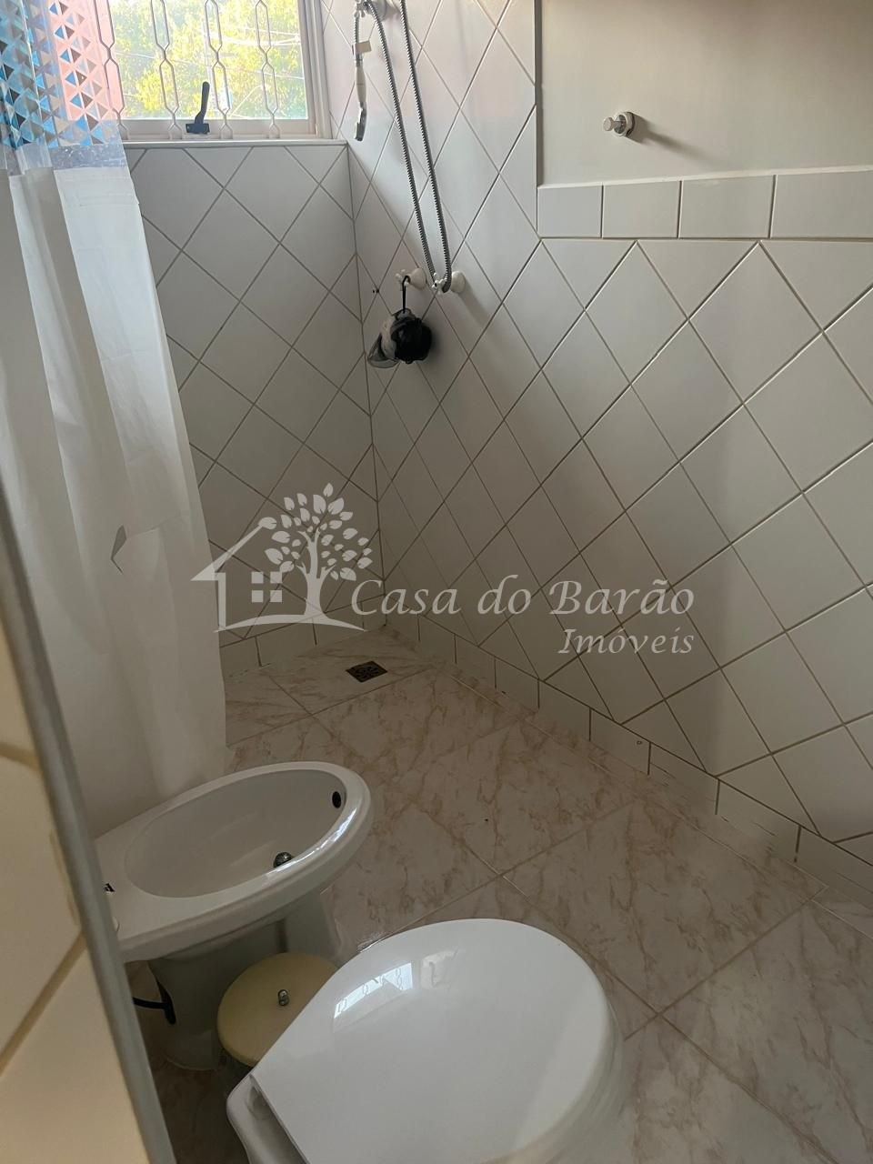 Casa à venda com 4 quartos, 268m² - Foto 27