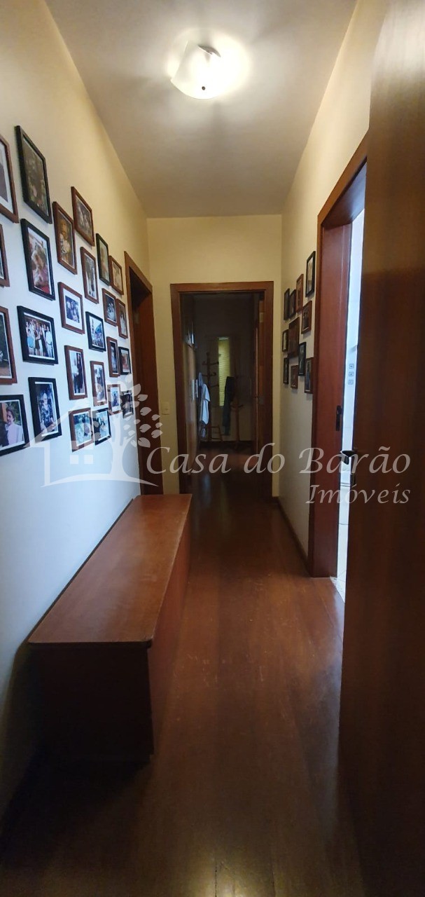 Casa à venda com 3 quartos, 247m² - Foto 22