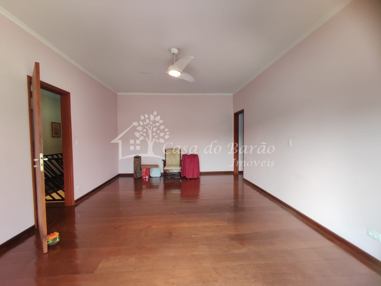 Casa à venda com 4 quartos, 328m² - Foto 19