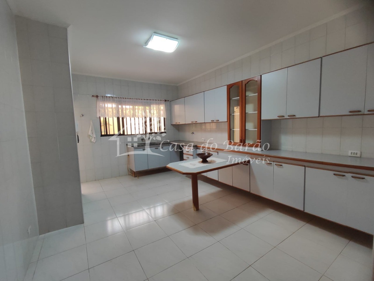 Casa à venda com 4 quartos, 328m² - Foto 13