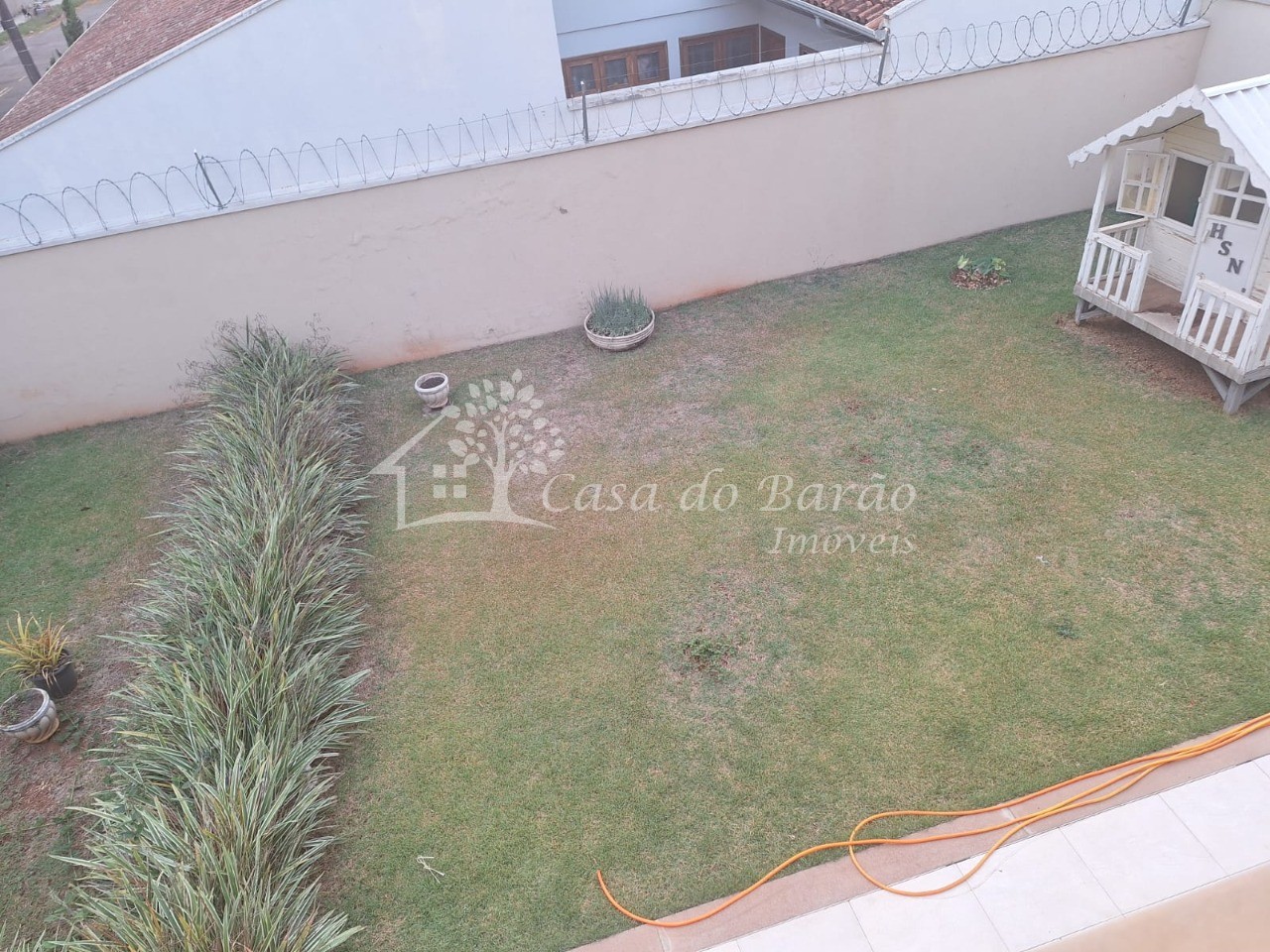 Casa à venda com 3 quartos, 250m² - Foto 10