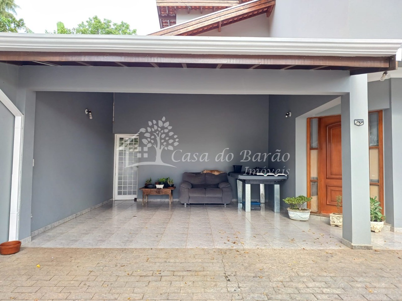 Casa à venda com 3 quartos, 200m² - Foto 2