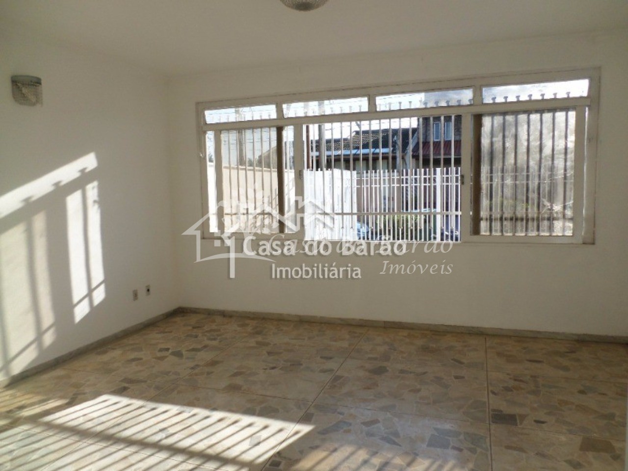 Casa à venda com 3 quartos, 210m² - Foto 13