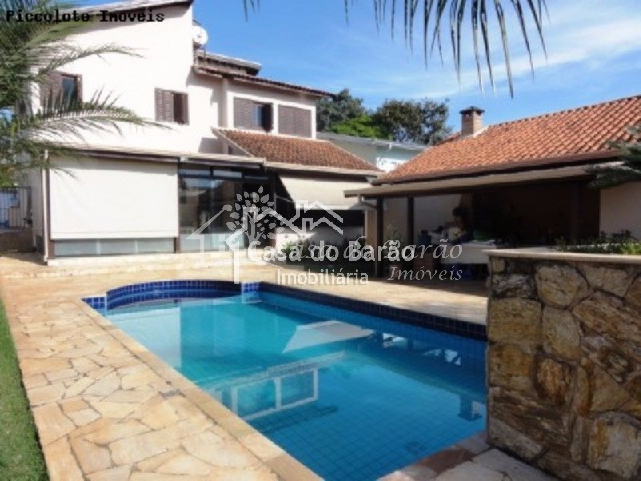 Casa, 3 quartos, 335 m² - Foto 1