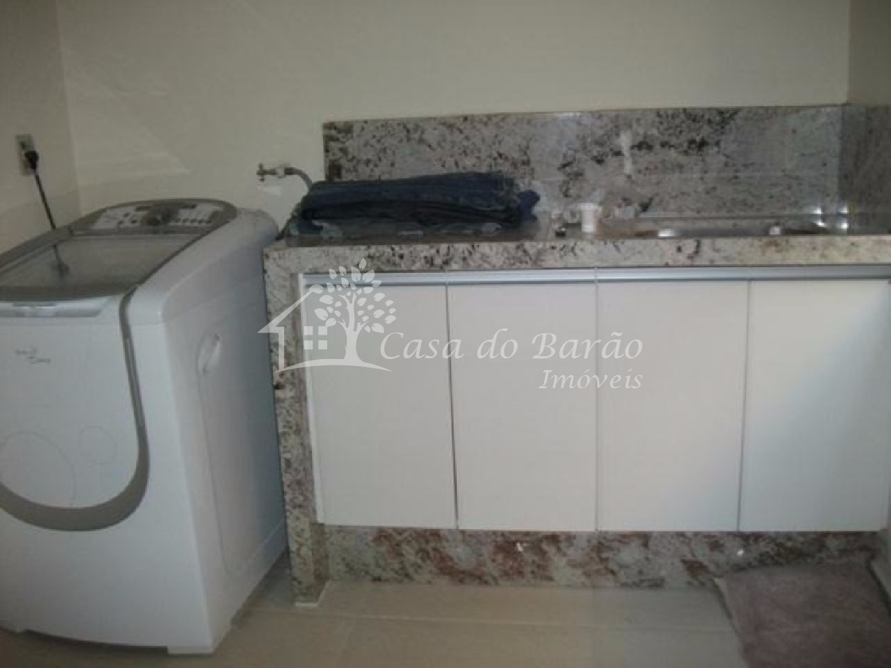 Casa à venda com 3 quartos, 330m² - Foto 12