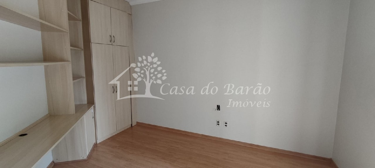 Casa à venda com 3 quartos, 282m² - Foto 11