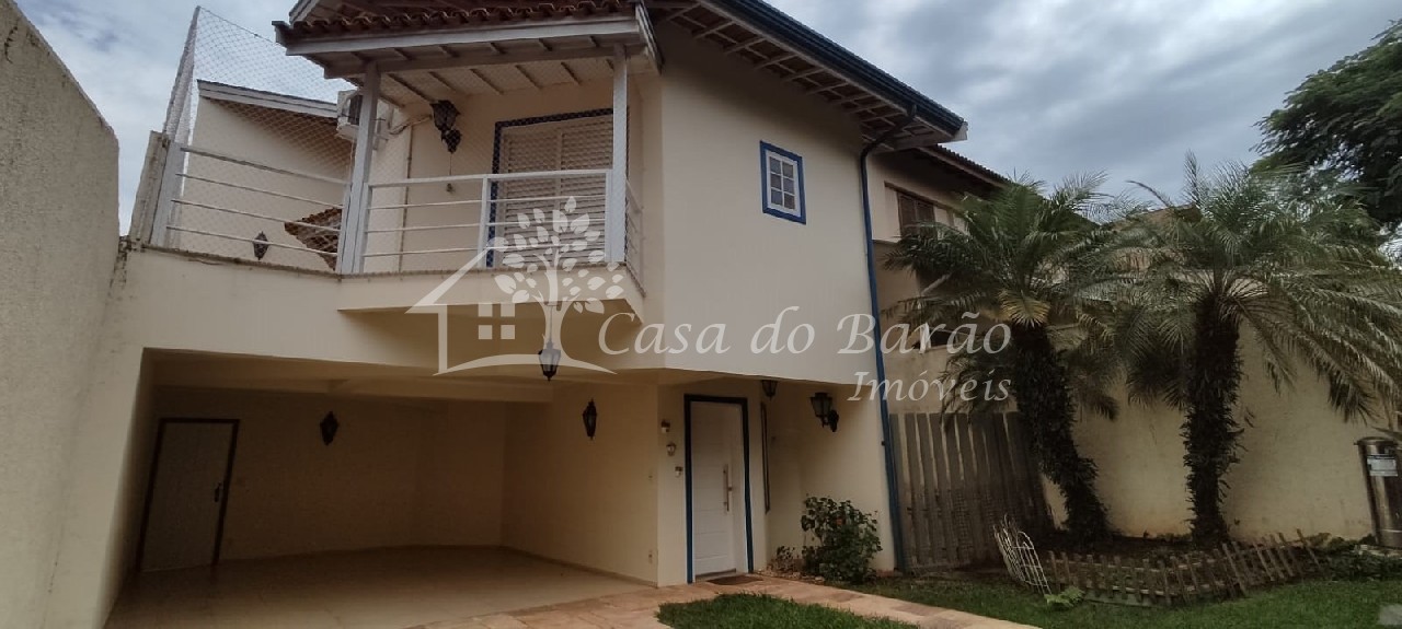 Casa à venda com 3 quartos, 282m² - Foto 1