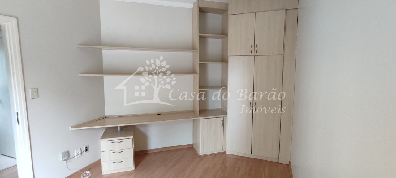 Casa à venda com 3 quartos, 282m² - Foto 9