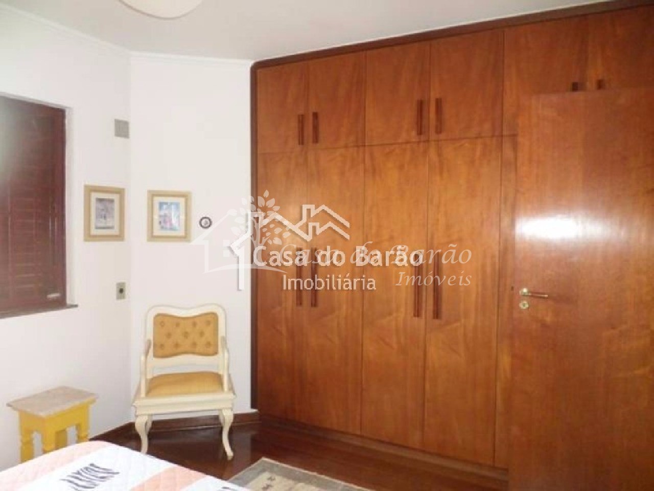 Casa à venda com 3 quartos, 303m² - Foto 17