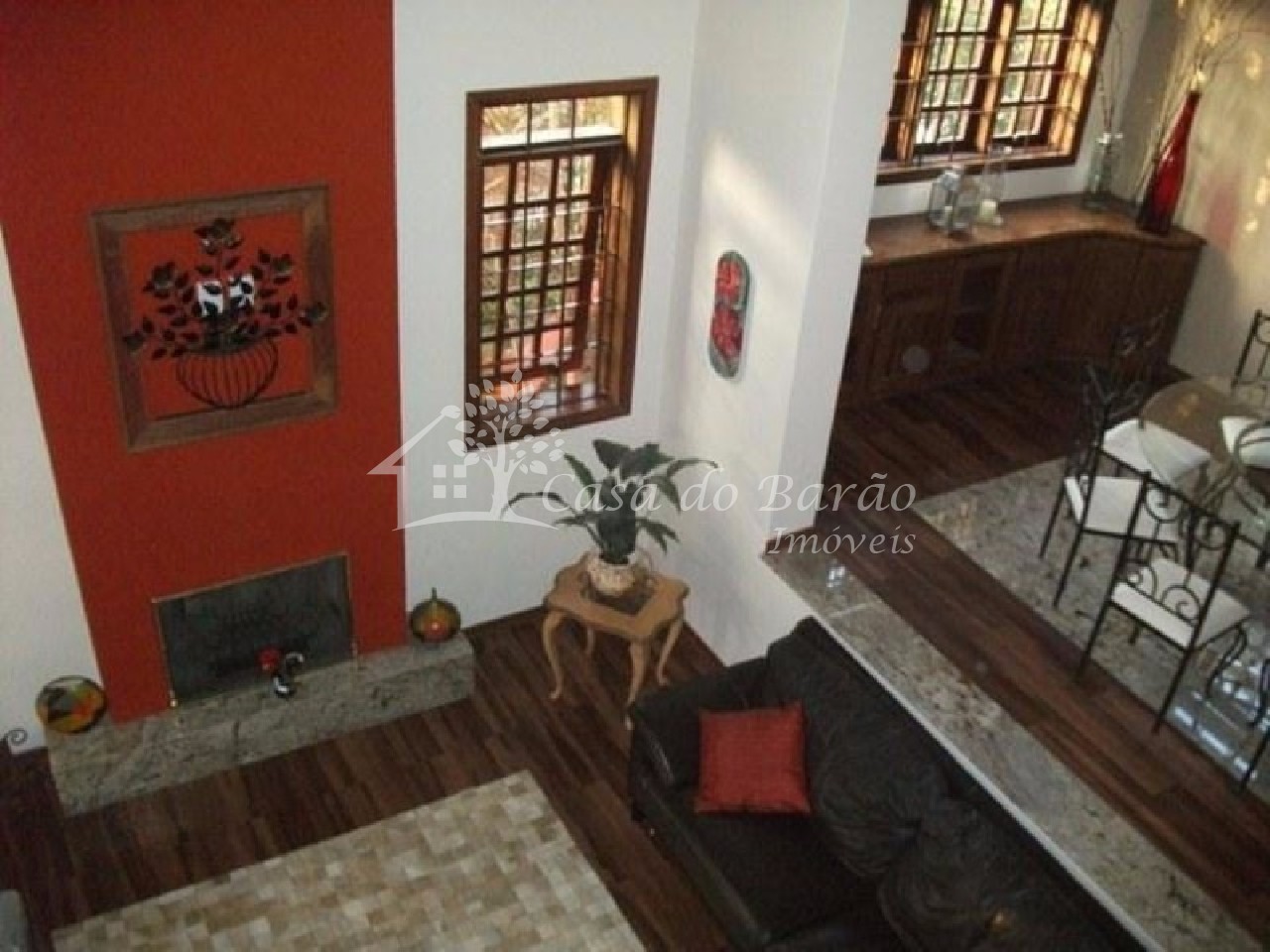 Casa à venda com 3 quartos, 330m² - Foto 4