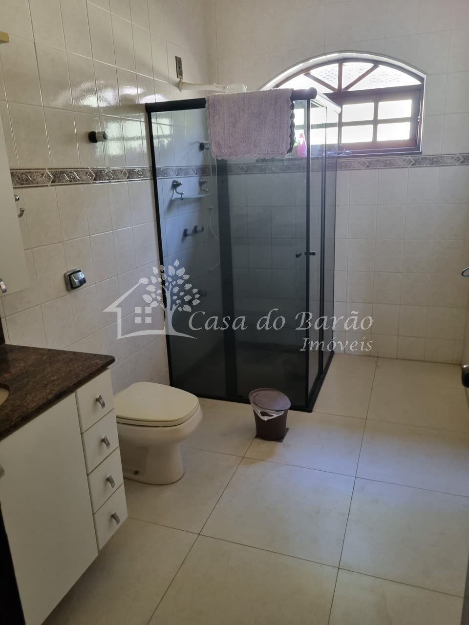 Casa à venda com 3 quartos, 342m² - Foto 11