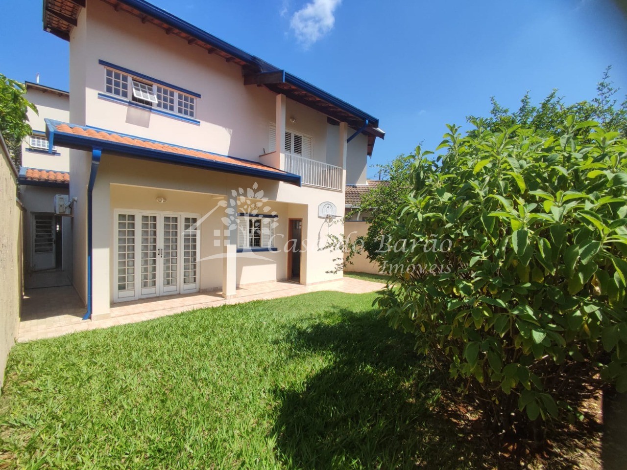 Casa, 3 quartos, 189 m² - Foto 2