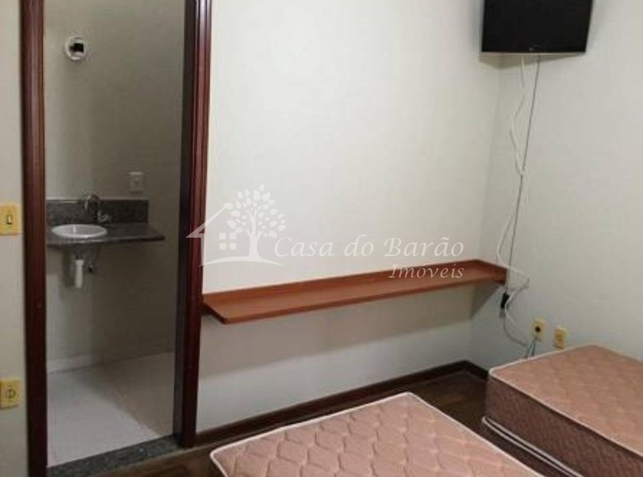 Casa, 5 quartos, 330 m² - Foto 8
