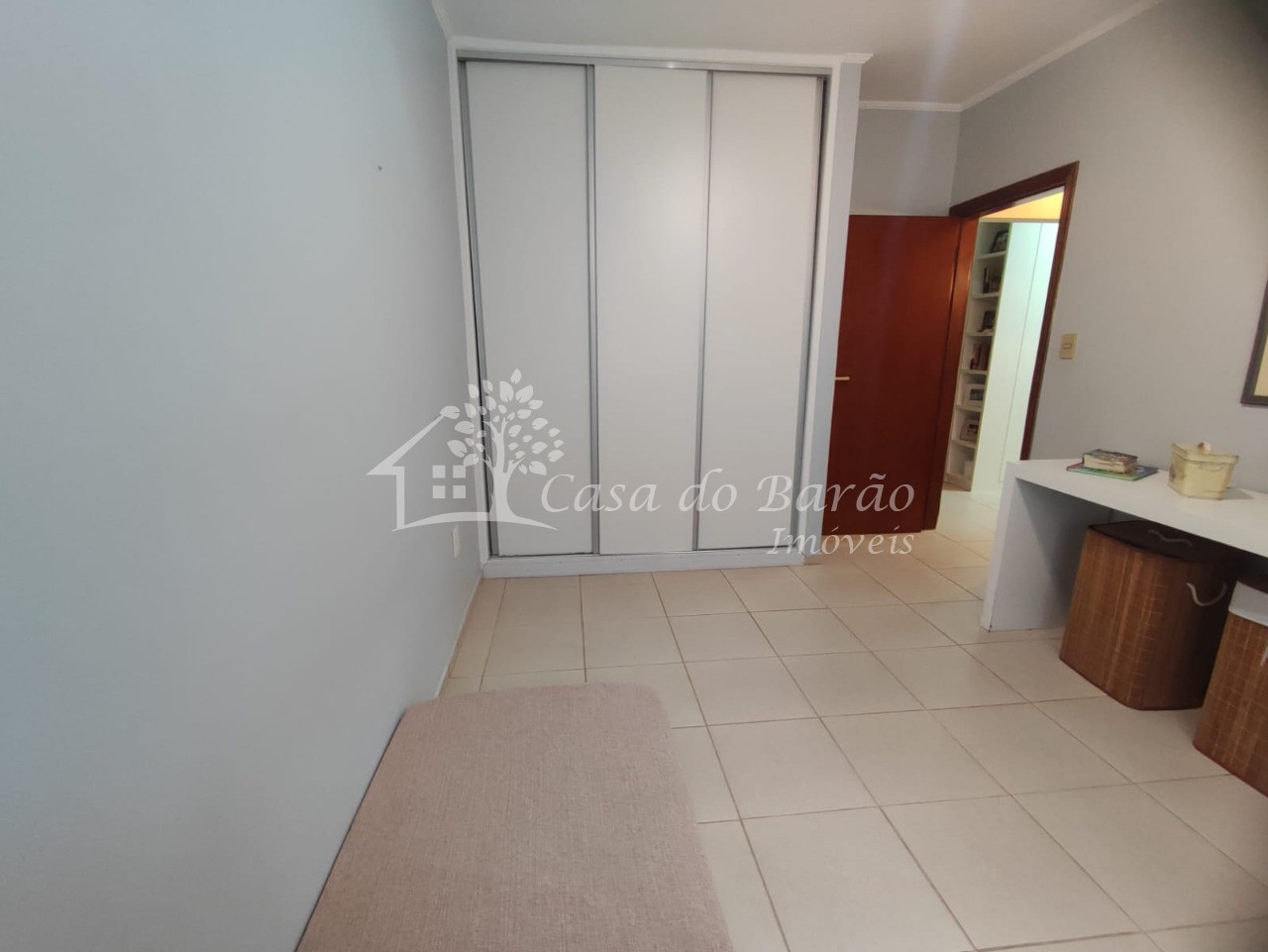 Casa à venda com 3 quartos, 210m² - Foto 22