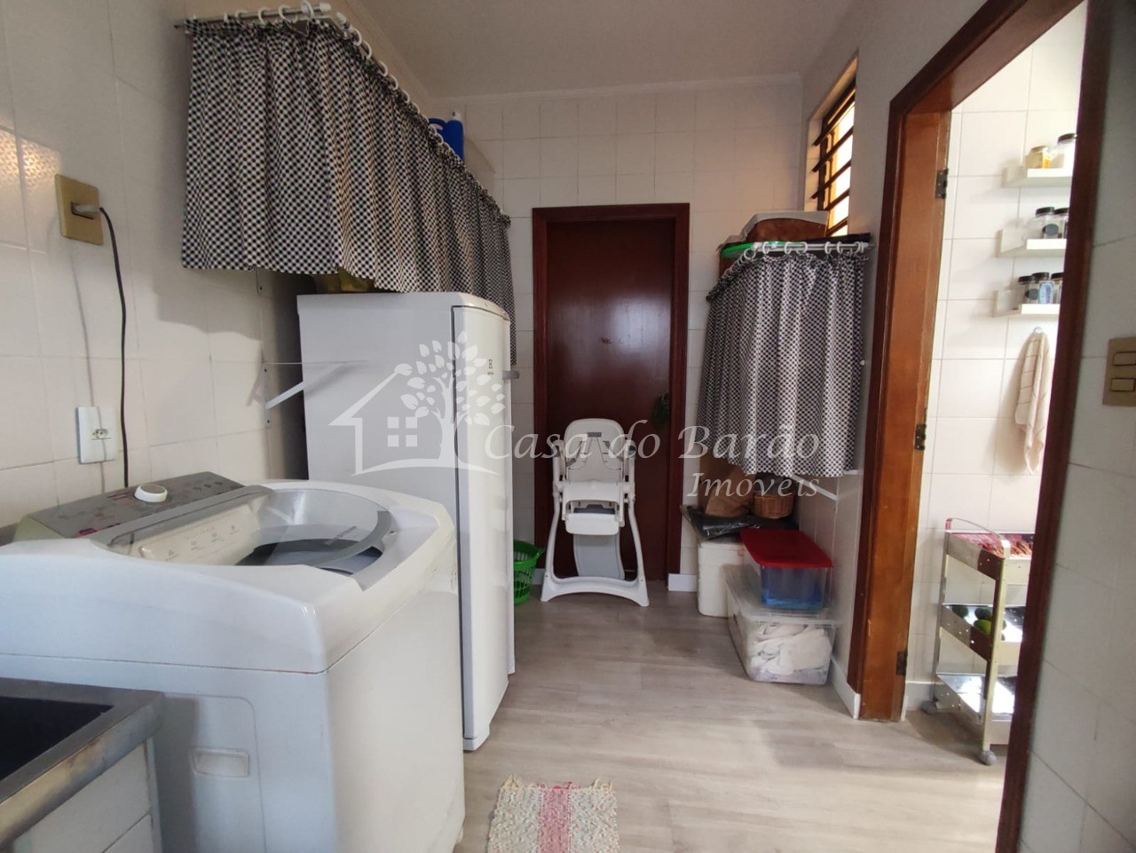 Casa à venda com 3 quartos, 210m² - Foto 30