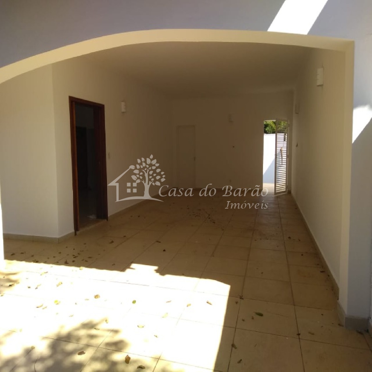 Casa, 7 quartos, 248 m² - Foto 3