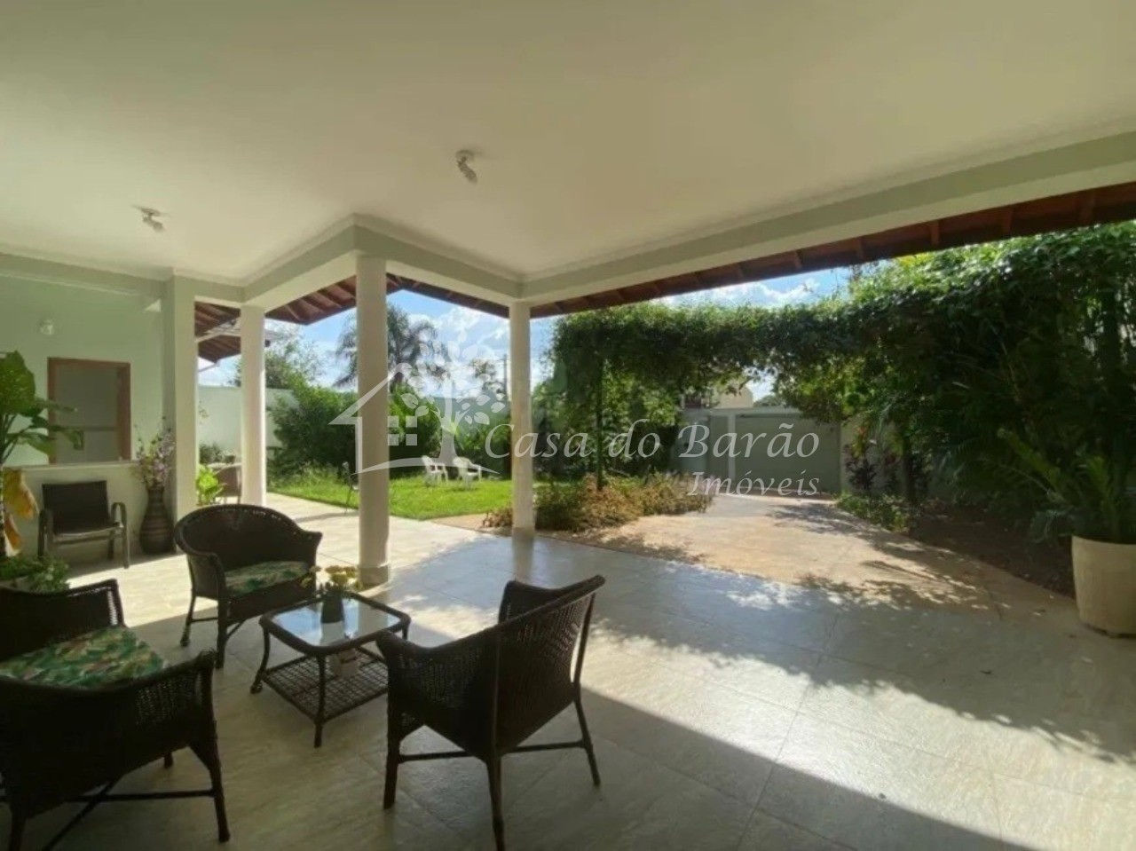 Casa, 3 quartos, 188 m² - Foto 2