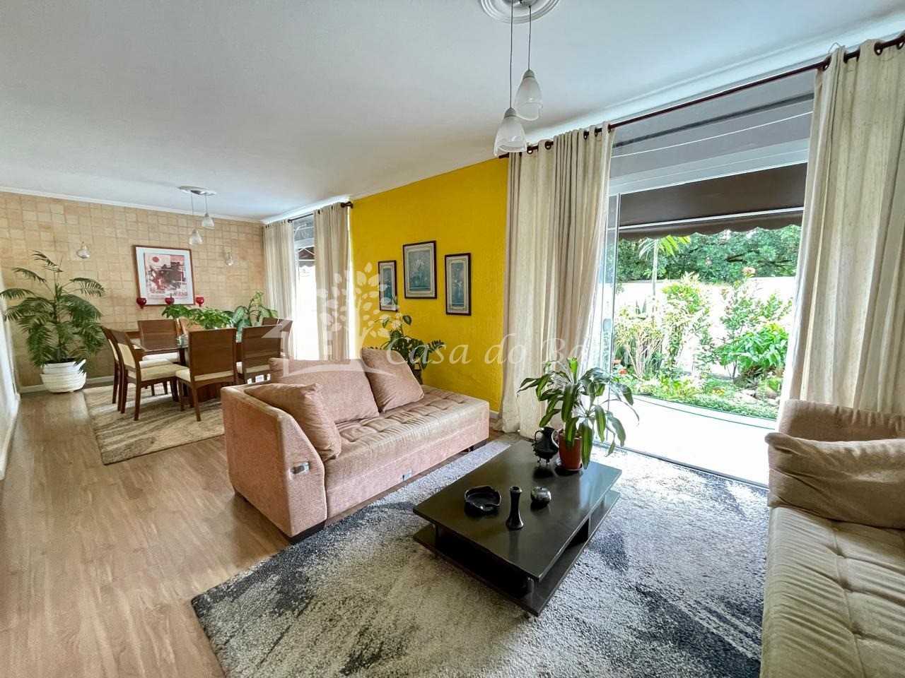 Casa, 3 quartos, 281 m² - Foto 1